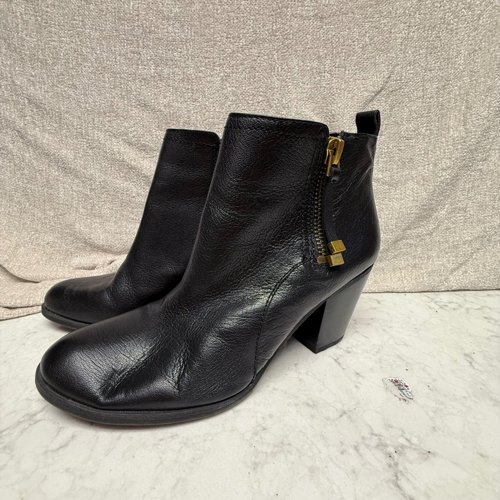 Franco Sarto Diana Black Leather Ankle Boots Gold Side Zip Block Heel Womens 10M